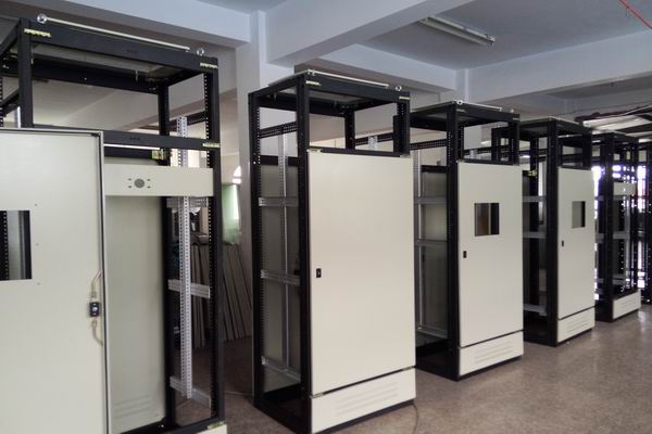 喀喇沁控制柜-控制柜布线要求